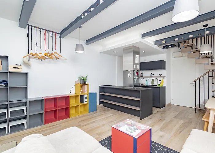 Homi Premium Loft - Near Isola District شقة *